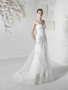 abito da sposa scollato
