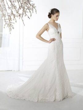 abito sposa sartoriale in pizzo