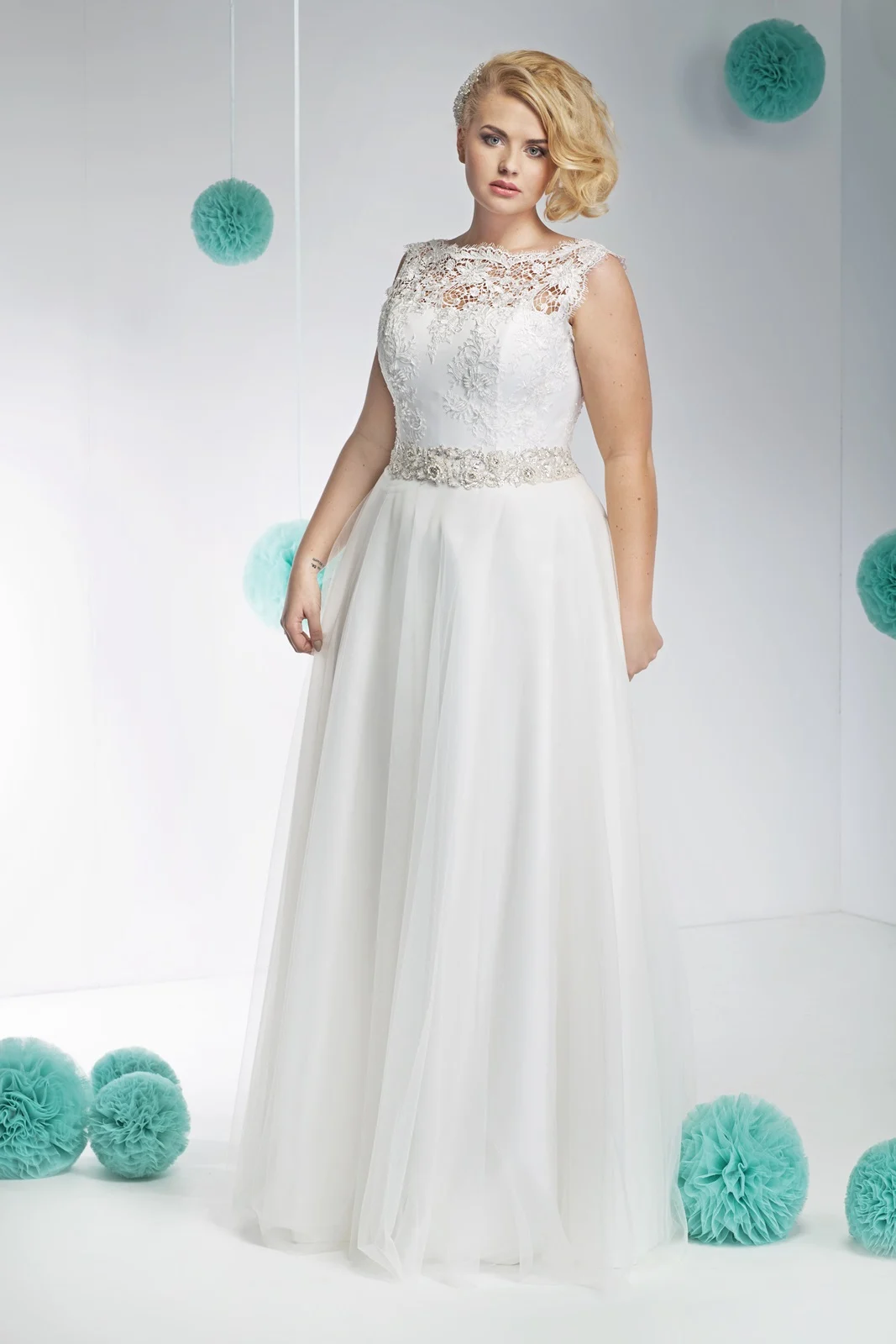 Lisa lisa- abito sposa taglie forti 2016 tulle strass pizzo perline , cintura strass sulla vita scollatura lavorata in pizzo abiti su misura sartoria italiana nuova collezione