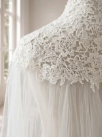 dettaglio pizzo mantella sposa