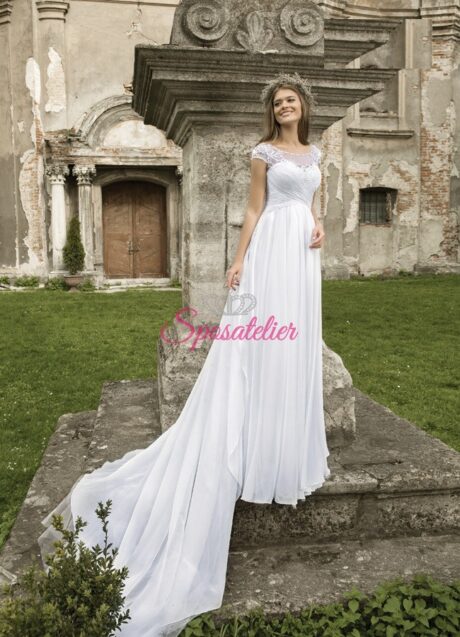 Catania-abiti da Sposa Economici online italia vendita negozio italiano online sartoria italiana abiti da sposa su misura sposa collezione 2016 primavera estate nuove tendenze scollo a cuore con giro maniche in pizzo gonna vaporosa con strascico e cintura sulla vita