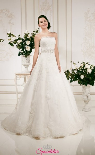 Abito da Sposa A-line economico con scollo a cuore e corpetto in Pizzo