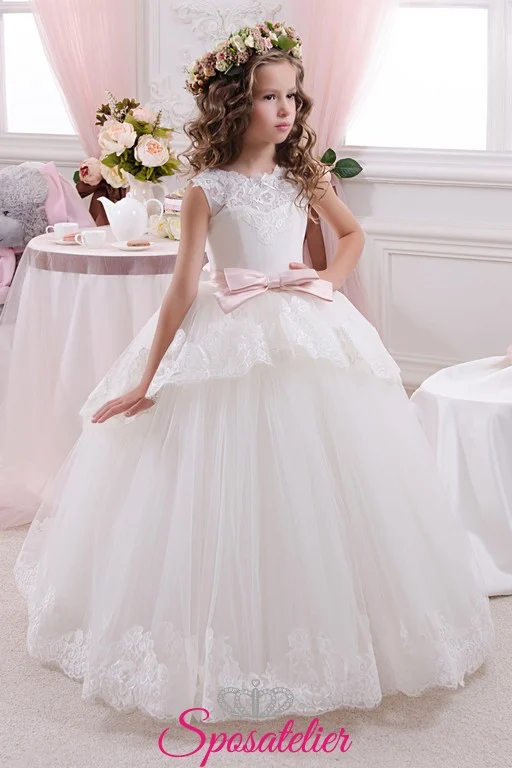 Abito da damigella bambina Bernarda con gonna lunga e ampia stile principessa
