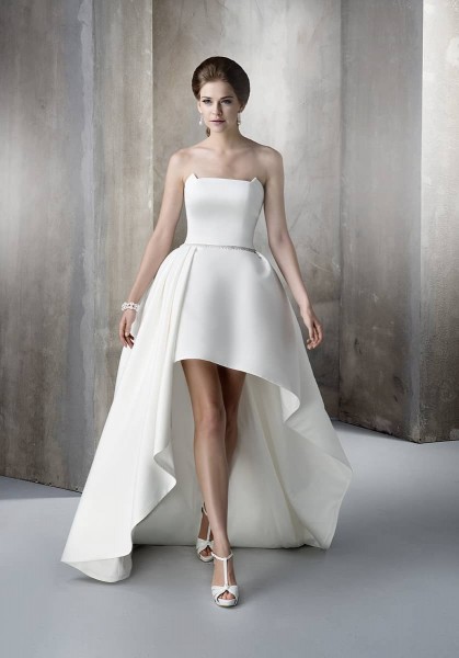 Abito sposa con spacco centrale