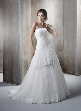 Abiti da sposa e cerimonia sartoriali