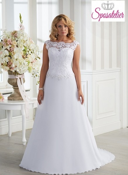 vestiti da sposa taglie comode semplice con applicazioni e ricami in pizzo