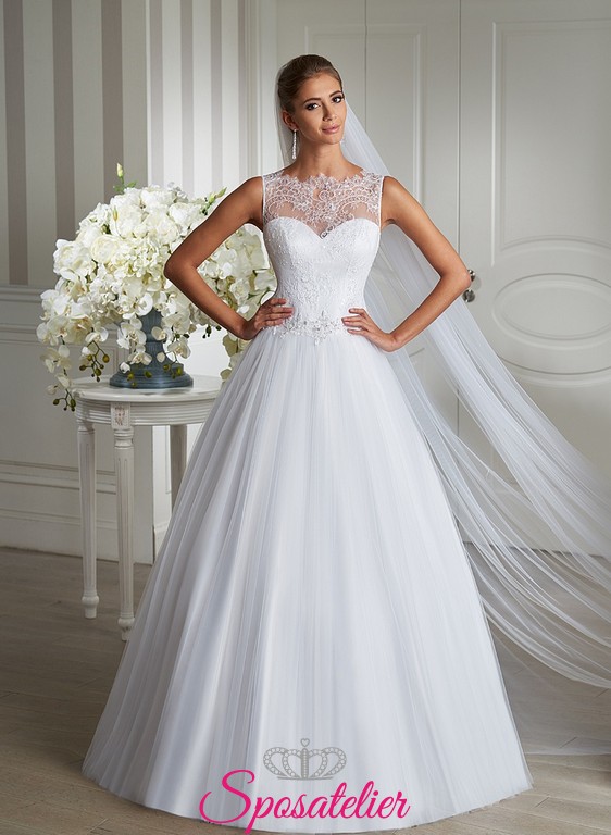 Abito Da Sposa Semplice Liscio Con Corpetto Elegante In Pizzo Italiasposatelier