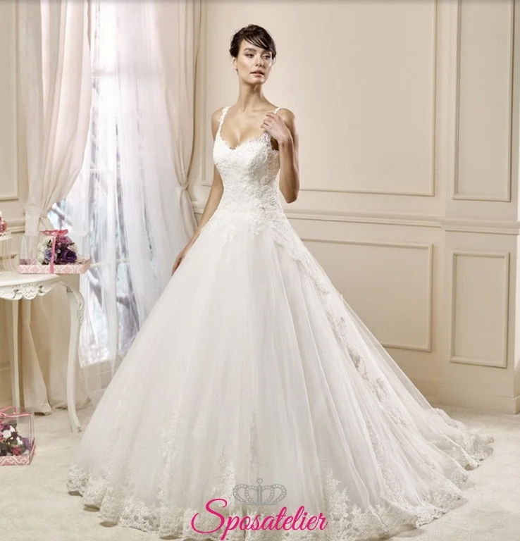 vestiti (3) amelì- abito da sposa realizzato su misura Italia ampio in pizzo con bretelline online economico tendenze nuova collezione 2017 contrassegno su misura a line raffinato