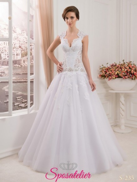 olimpia-abito da sposa con trasparenze con pizzo Italia online economico