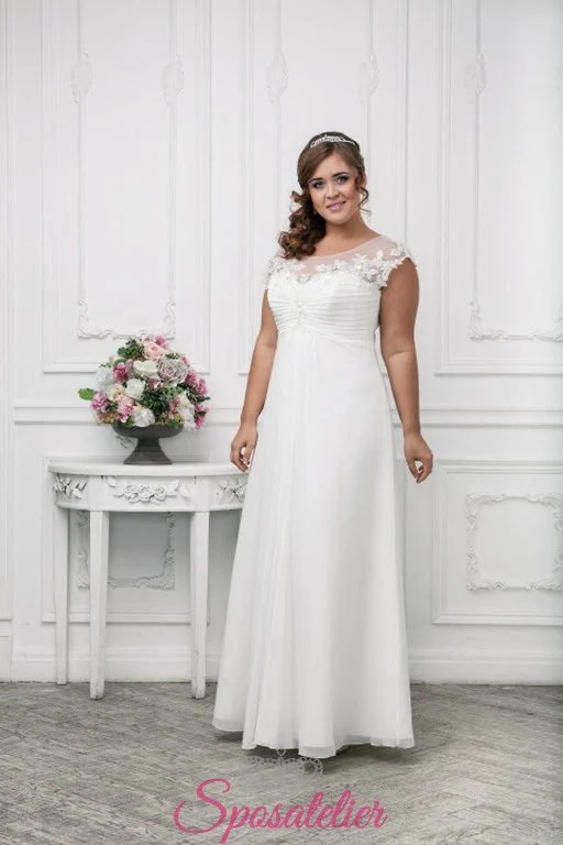 Abito da sposa per seno abbondante vista frontale
