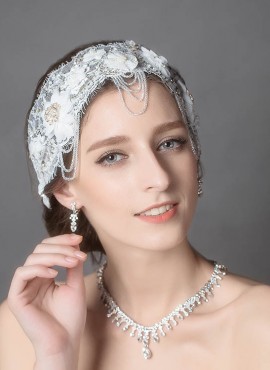 Veletta Sposa stile boho chic in pizzo punti luce sito internet