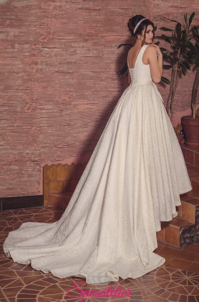 Abito da Sposa a line Economico Online in Pizzo con spalline e scollo a cuore