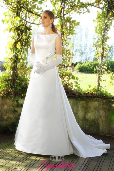 A3030 – vestiti da sposa online economici italia con strascico rimovibile