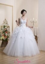 vestiti da sposa pomposi