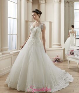 Abito da sposa con frange