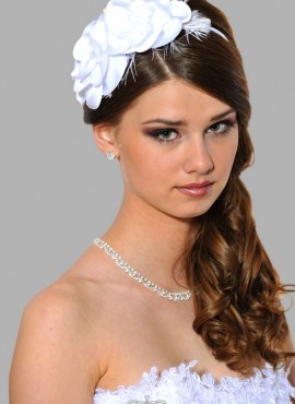 accessori capelli sposa online ricamato a mano con perle swarovski