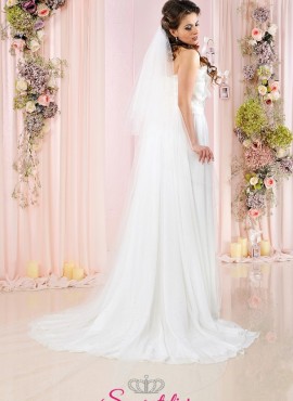 Veli da sposa lunghissimi  vendita online in tulle