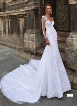 abiti da sposa a sirena in pizzo con maniche lunghe ricamate e strascico lungo