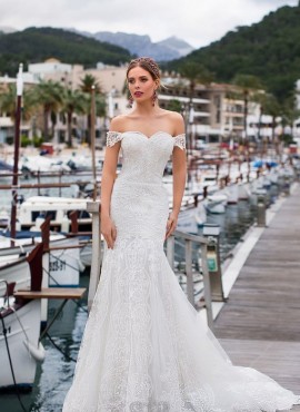 abiti da sposa a sirena in pizzo con scollo a barca 2019