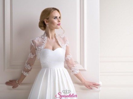 Coprispalle sposa online con maniche lunghe in pizzo ricamato con fili d’argento