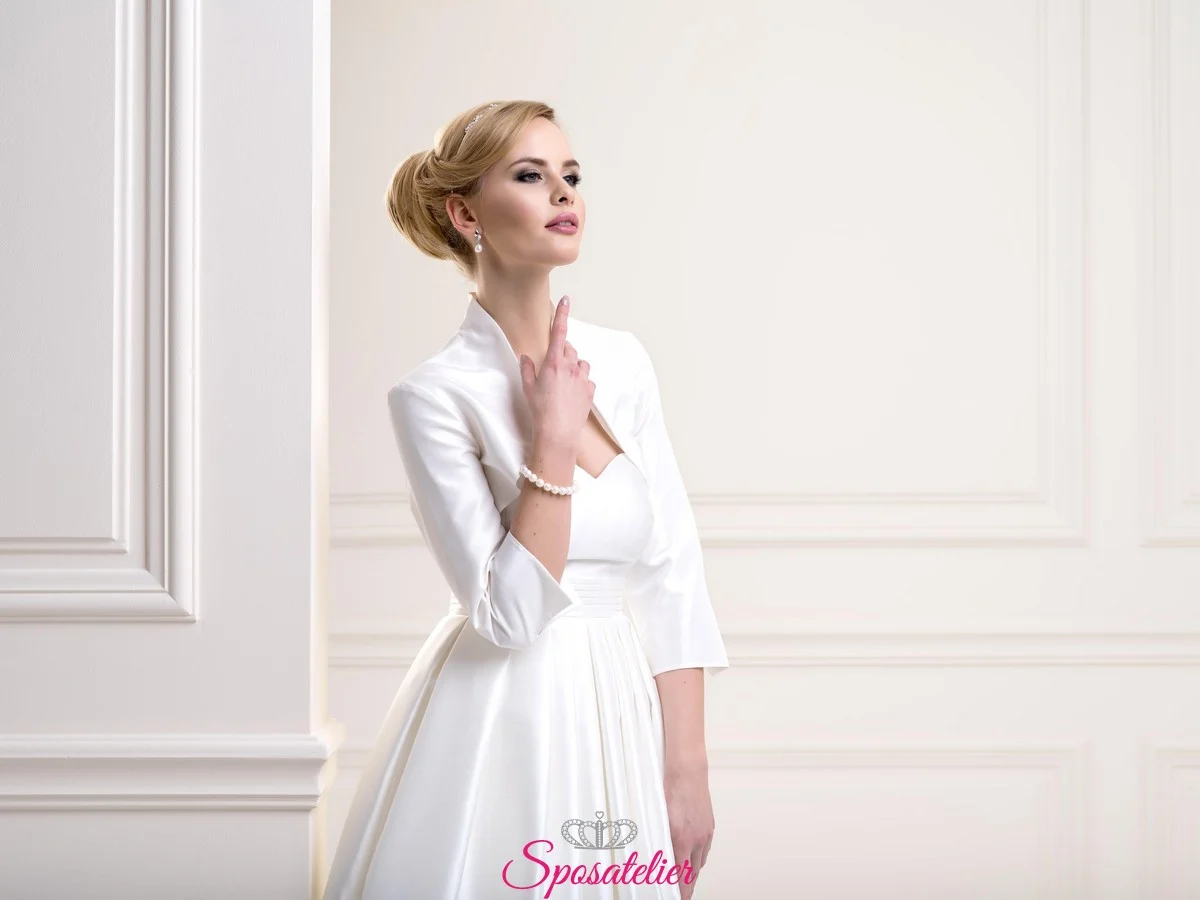 coprispalle sposa in taffeta con maniche tre quarti Collezione 2019 coprispalle sposa in taffeta con maniche tre quarti Collezione 2019