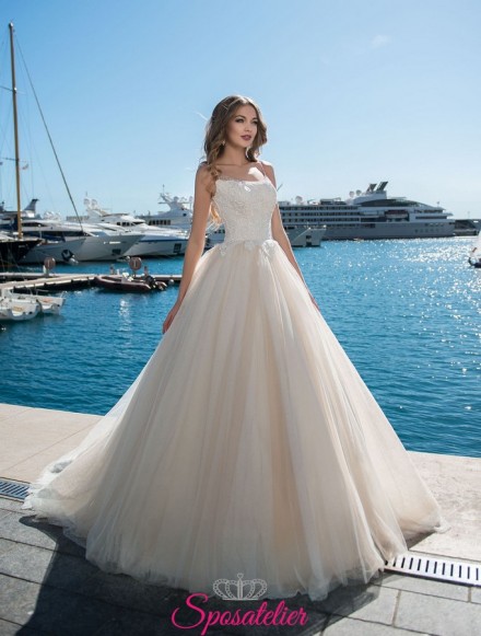 vestiti da sposa  modelli  ampi da principessa online personalizzati su misura