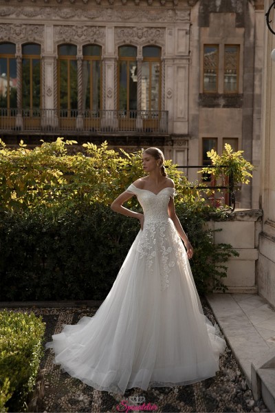 abiti da sposa online scollatura omerale  gonna da principessa