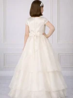 Abito da comunione bambina bianco elegante con gonna in tulle e corpetto raffinato