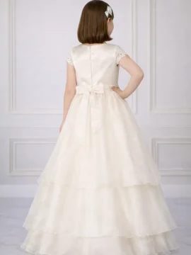 Abito da comunione bambina bianco elegante con gonna in tulle e corpetto raffinato