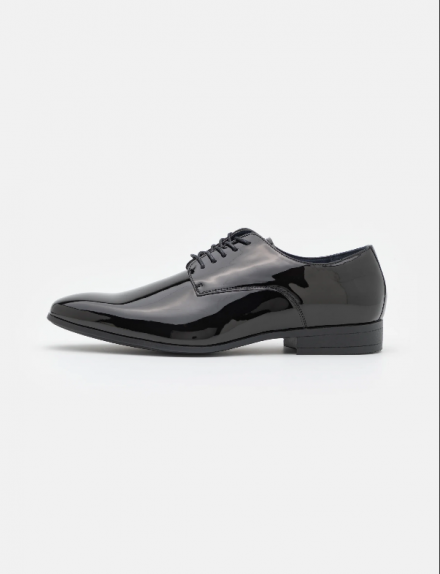 Scarpe eleganti sposo e cerimonia 2023