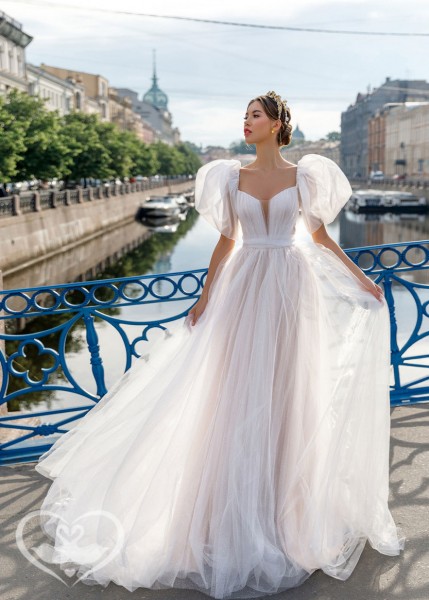 Alceste – abiti da sposa 2023 con maniche particolari a sbuffo