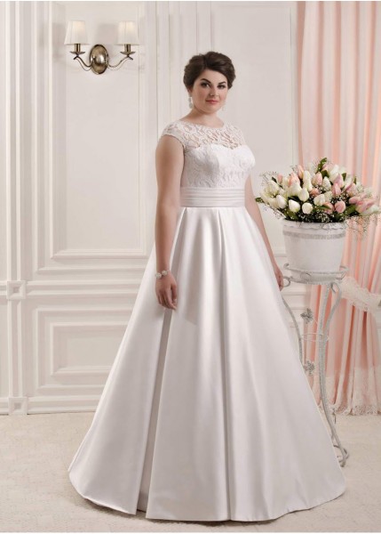 Maika – abiti da sposa curvy realizzati su misura