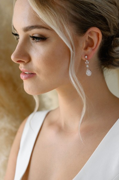 Orecchini sposa pendenti collezione 2023