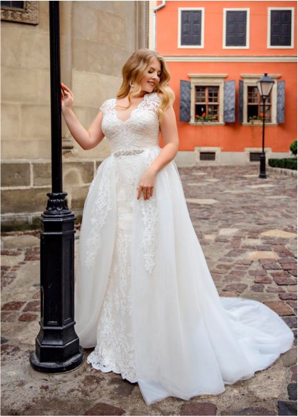 Cecilia – abiti da sposa curvy realizzati su misura