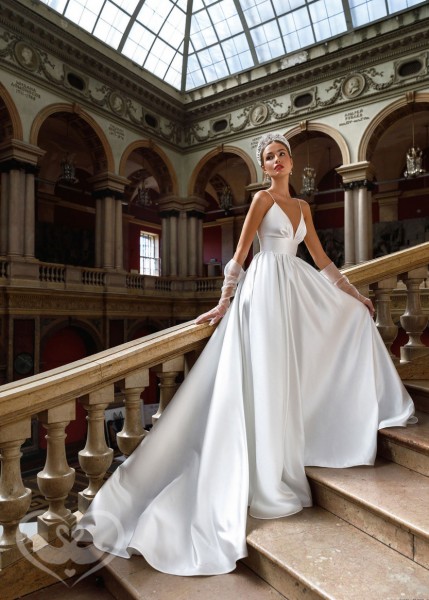 Iona – abito da sposa nuova collezione