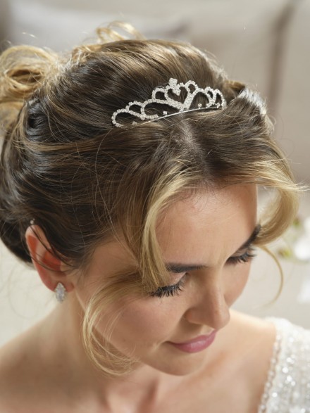 Coroncina per acconciatura sposa 2023