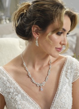 Collana e orecchini sposa realizzati a mano nuova collezione
