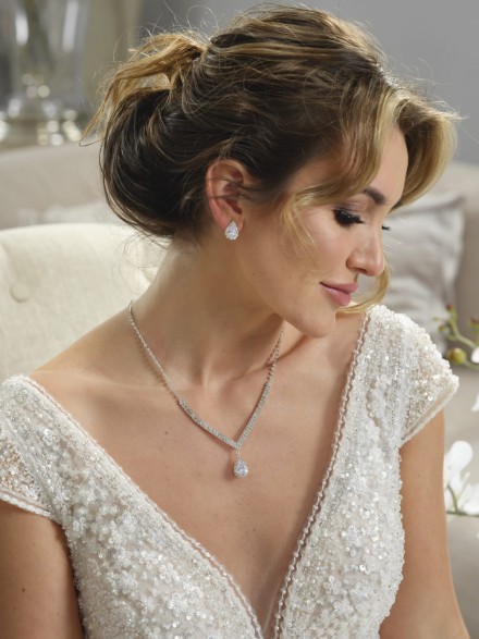 parure collana e orecchini sposa realizzati a mano