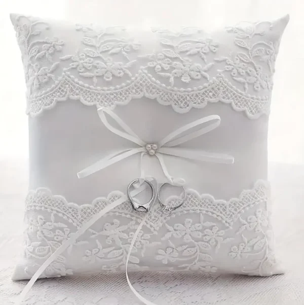 Cuscini portafedi elegante in pizzo ricamato bianco 20x20 cm