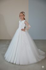 Vestito damigella bambina Sposatelier bianco con ricami fiori 3D e gonna ampia glitter.