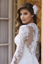 dettagli schiena abito da sposa pizzo trasparente
