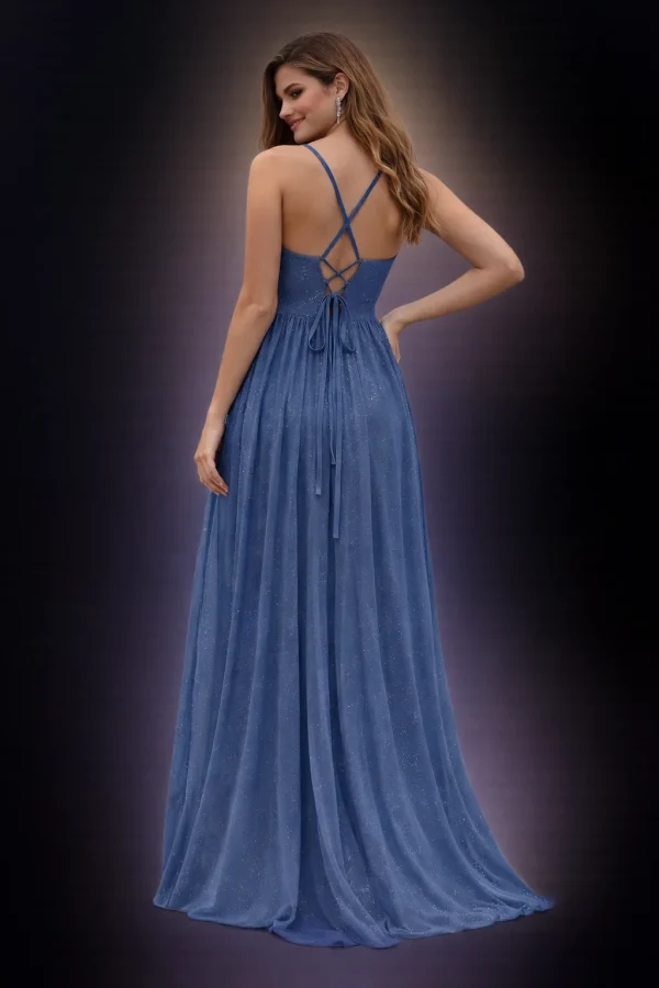 abito lungo blu polvere elegante foto promozionale