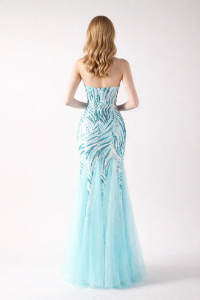 abito da cerimonia celeste 2026 lungo retro con schiena scoperta e gonna in tulle