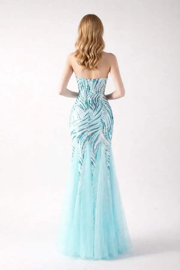 abito da cerimonia celeste 2026 lungo retro con schiena scoperta e gonna in tulle