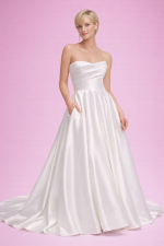 abito da sposa principessa in raso con fiocco e gonna ampia