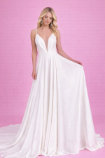 abito-sposa-scollo-profondo-gonna-fluida.