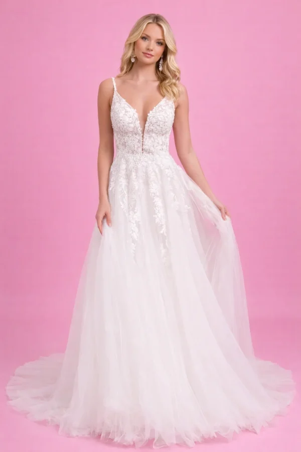 abito da sposa pizzo e tulle con scollo profondo