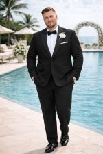 Smoking nero uomo curvy elegante da cerimonia Sposatelier