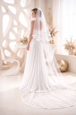 Velo sposa lungo a due livelli con bordo raso