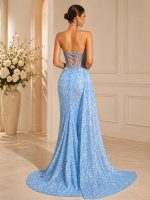Abito lungo celeste elegante con spacco e paillettes